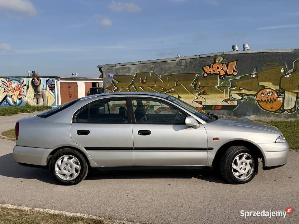 Mitsubishi Carisma 16 100 benzyna pierwszy radio Ostrowiec Świętokrzyski sprzedam
