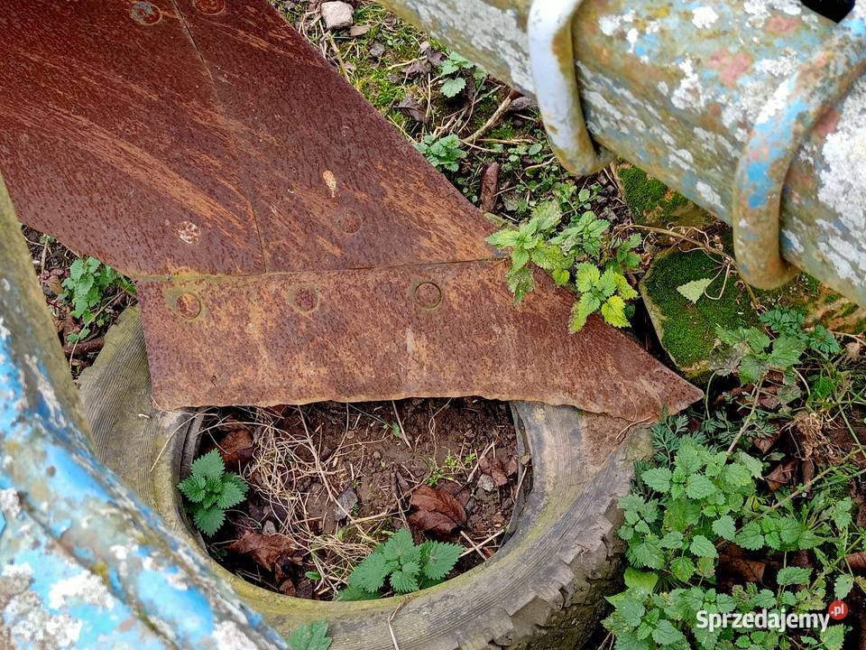 Pług 2 skibowy nieuszkodzony Pługi Środa Śląska