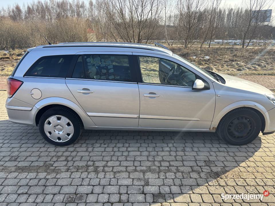 Opel Astra Kombi 19 diesel 2006 diesel Bydlino