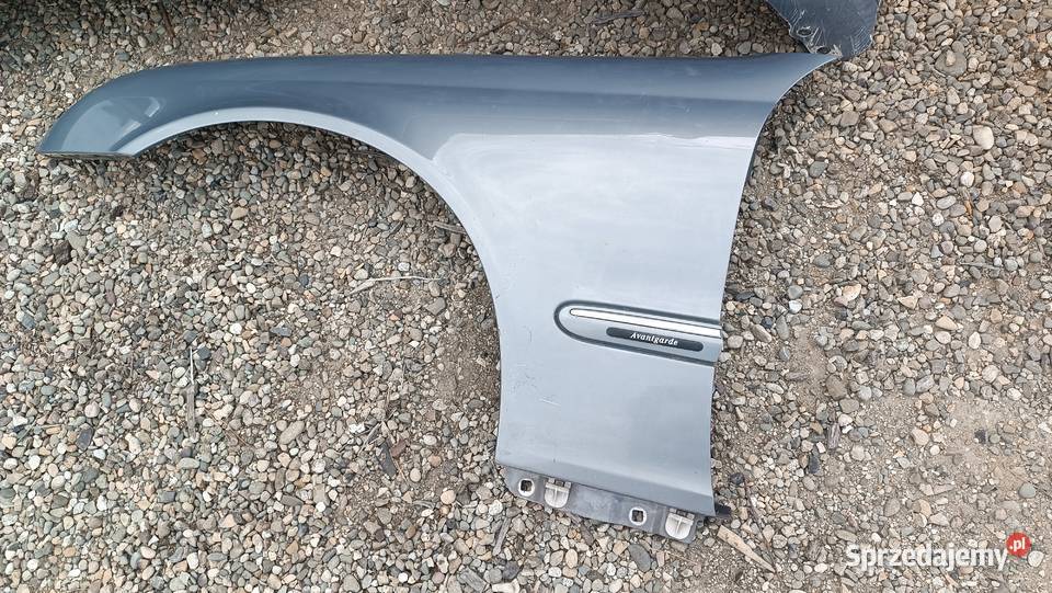 Błotnik lewy przedni przód Mercedes W203 lift małopolskie Radłów sprzedam