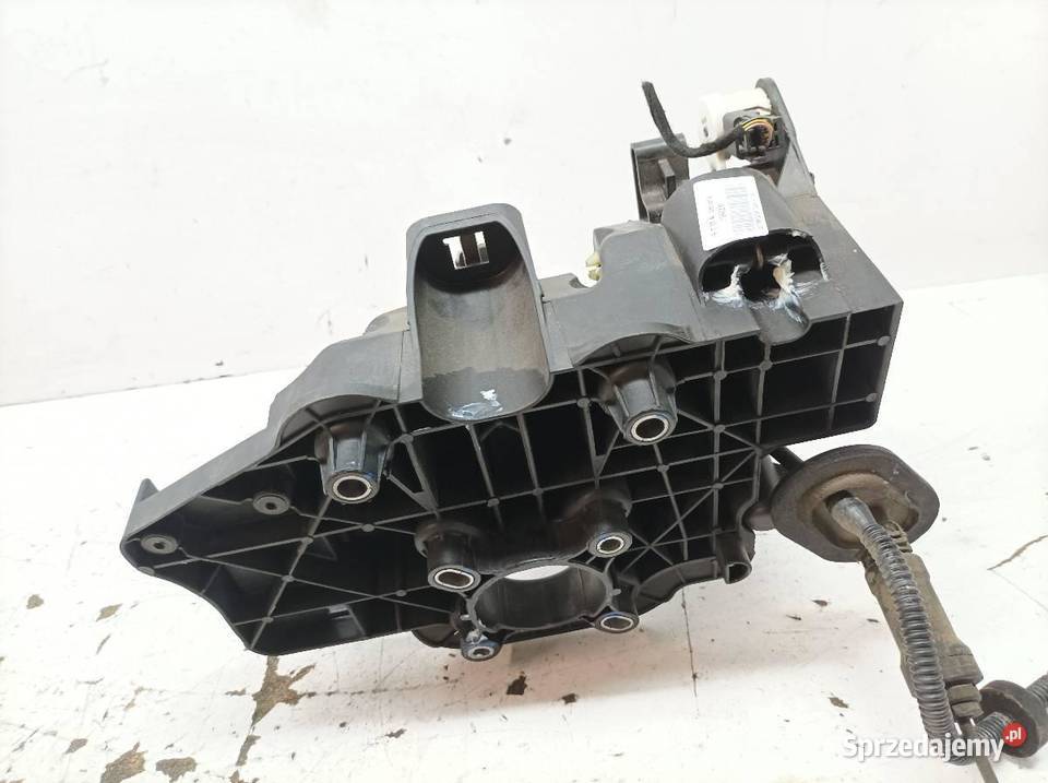 PEDAŁ HAMULCA SPRZĘGŁA PODSTAWA KOMPLET 1990239 sprzedam