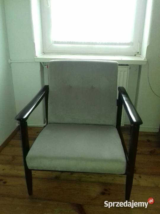 Fotel GFM142 proj EHOMA 1969 r klasyka polskiego Wrocław sprzedam