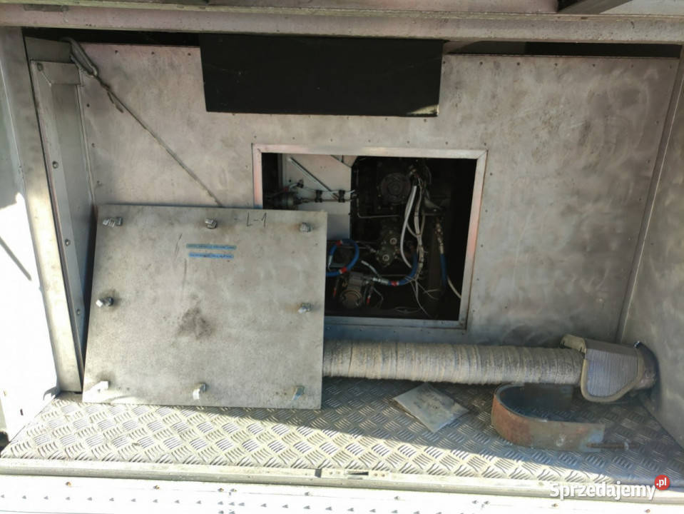 tankowozy Mercedes 308D Lipówki