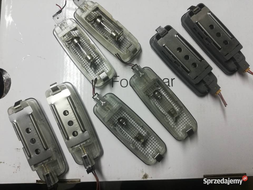 Lampki sufit drzwi tablica rejestracyjna audi a4 Lampki tablicy rejestracyjnej Gdańsk sprzedam