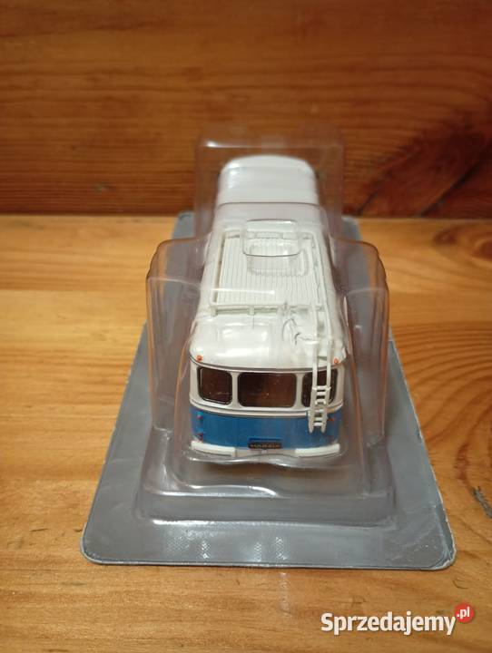 SAN H01 A H01 A model 172 kultowe autobusy auta