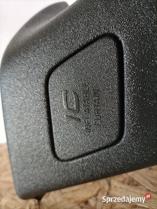 VOLVO V50 LIFT OSŁONA SŁUPKA PRAWY TYŁ 8641780 Pleszew