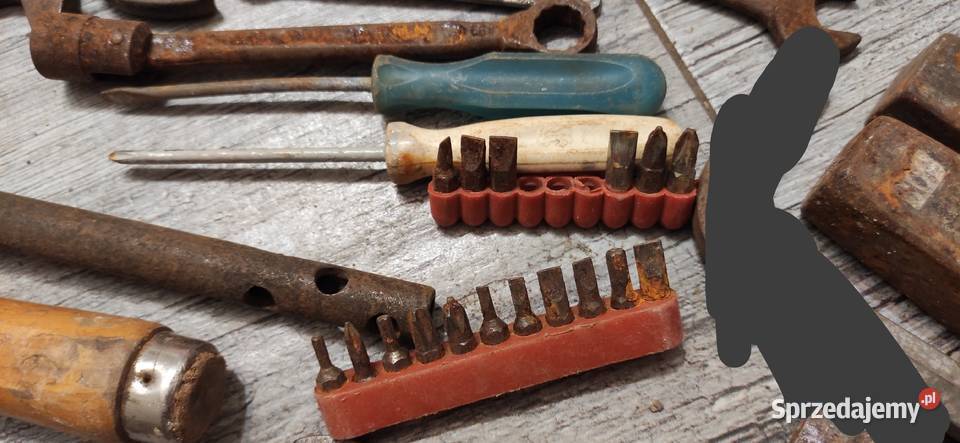 Stare klucze narzędzia