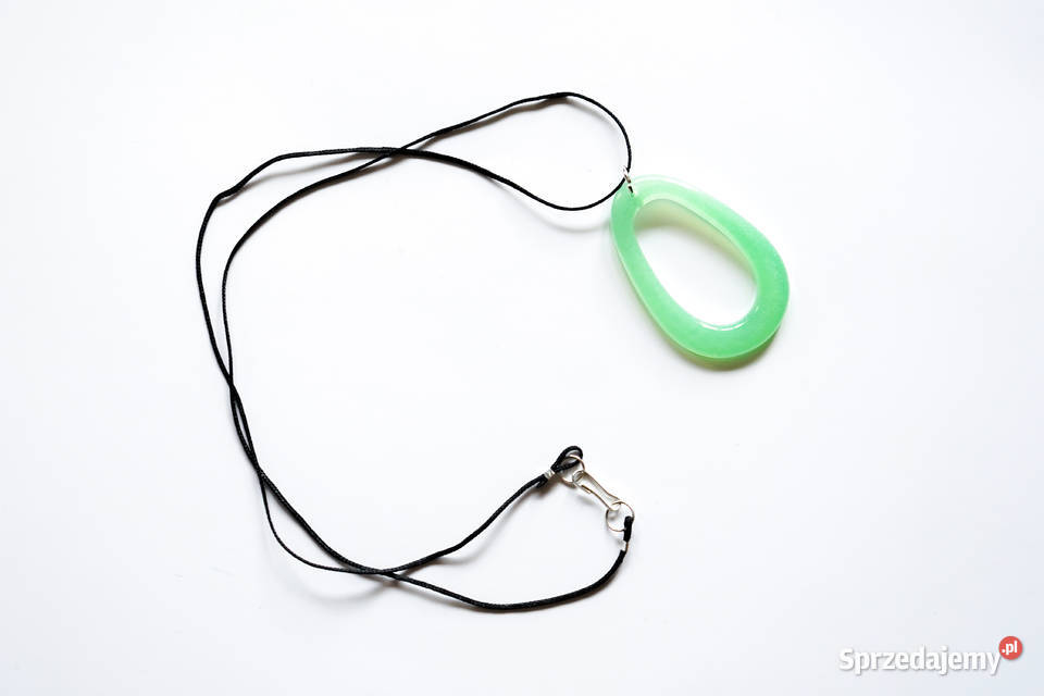 Duży owalny zielony wisiorek świecący w Warszawa