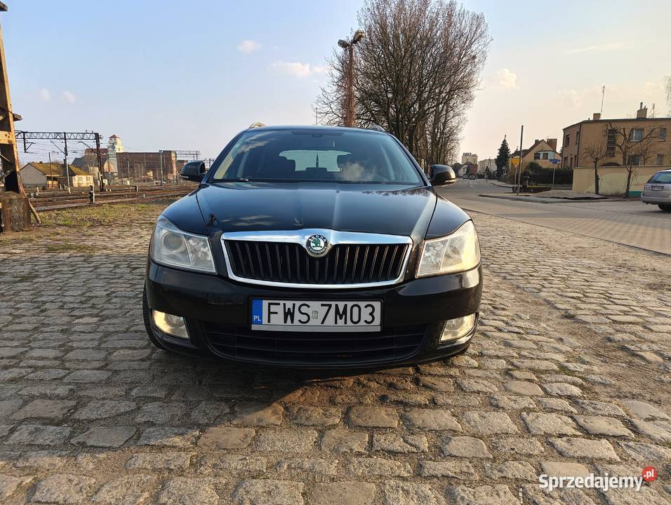 Skoda Octavia Kombi 18 benzyna 2011r Leszno