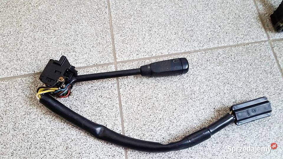 PRZEŁĄCZNIKI KIERUNKOWSKAZÓW MERCEDES W124 wyposażenie elektryczne