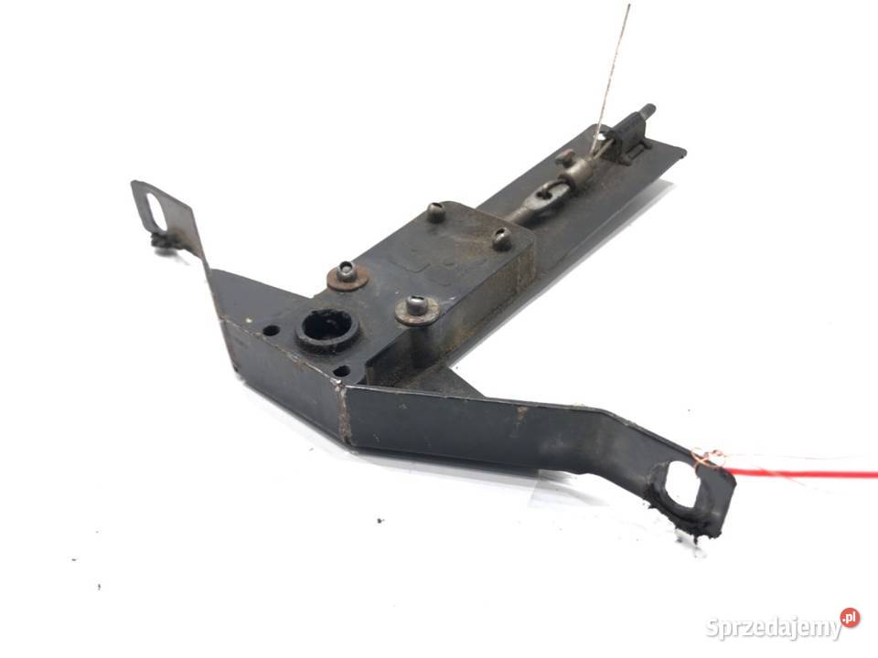 ZAMEK KLAPY TYŁ MICROCAR VIRGO Hatchback 9904 podkarpackie