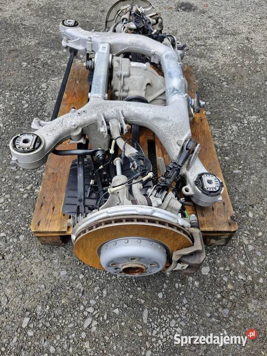 BMW G11 730D ZAWIESZENIE TYŁ TYLNE KOMPLETNE