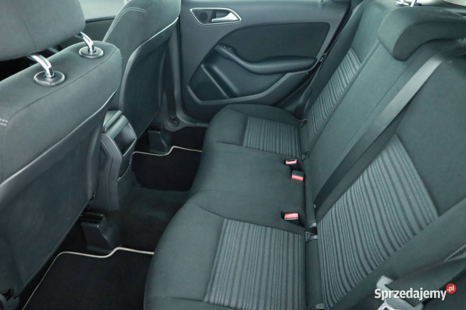 Mercedes B B 200 podgrzewane fotele Piaseczno