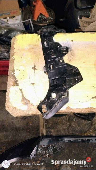 Ślizg zderzaka lewy przód Peugeot 208 2 Zderzaki Lubin