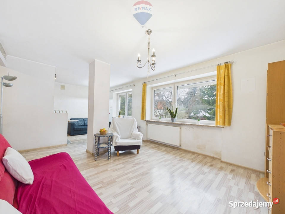 2 pokoje duże okna ogródek garaż piwnica Warszawa