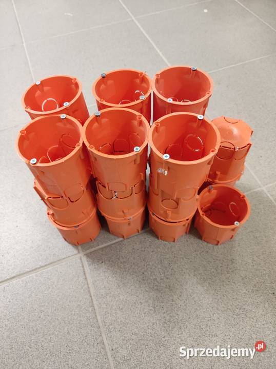 Puszki podtynkowe 60 mm PK60 Pawbol z wkrętami dolnośląskie Tąpadła