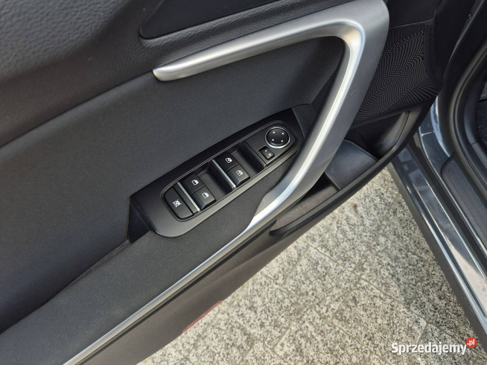 Kia Nowy Ceed 15 TGDI 160 6MT Wersja M Pakiet Zarejestrowany w Polsce łódzkie