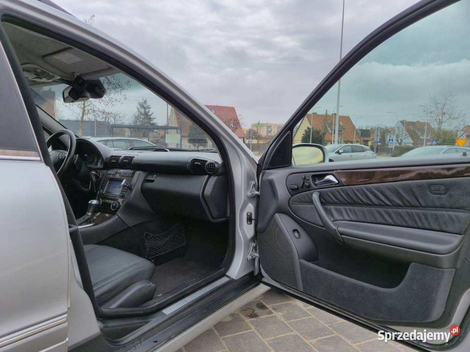 MercedesBenz Klasa C 220CDI avantgarde Rumia