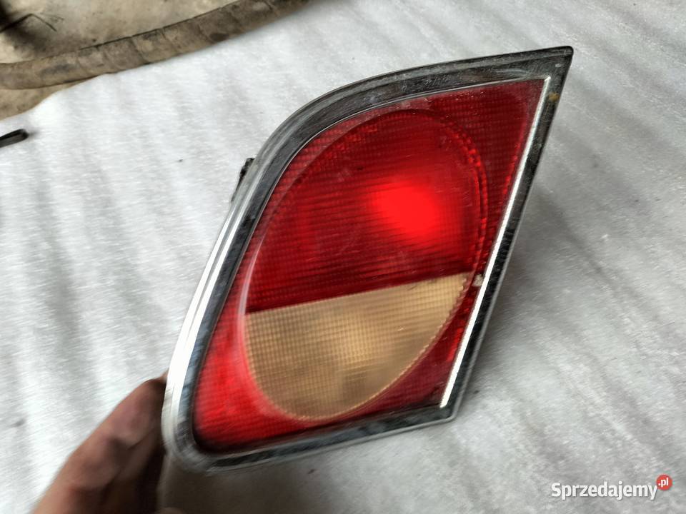LAMPA TYŁ KLAPA MERCEDES W210