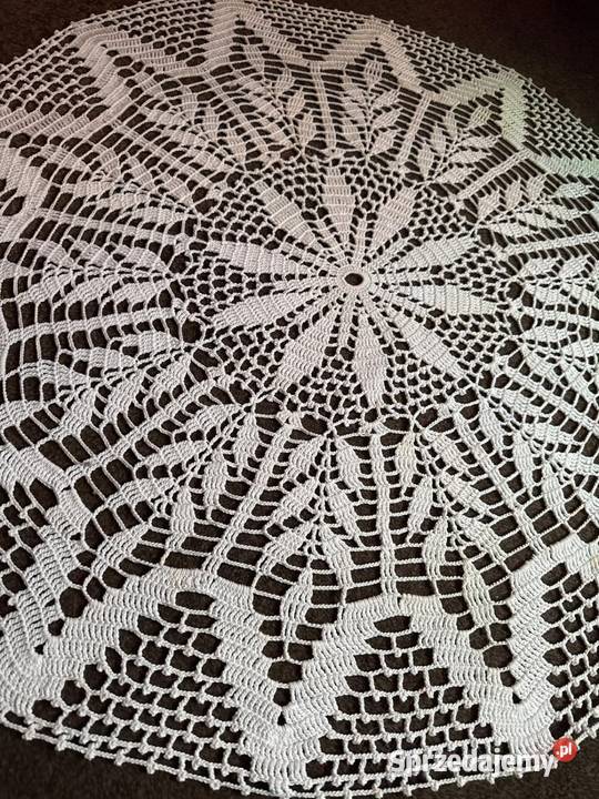 obrus okrągły szydełkowy rękodzieło biały
