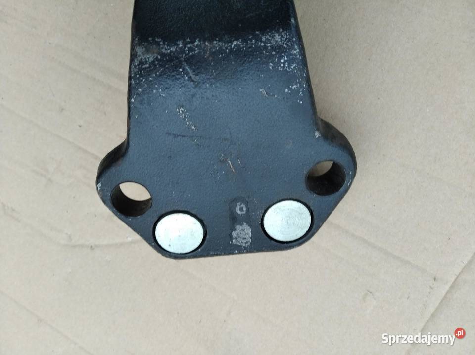 Ursus 28123512 MF 235 255 nakładka prawa PRL Części zamienne lubelskie Lublin
