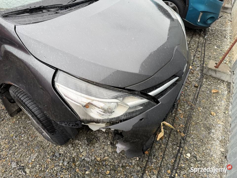 Toyota Verso 16 D4D 5Sitzer StartStop Edition S manualna