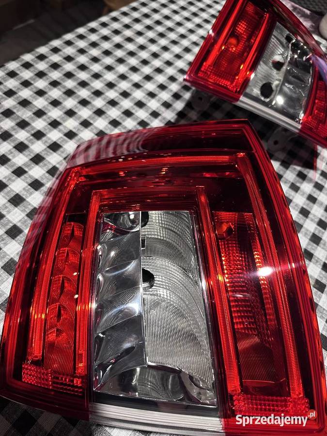 Lampy Tył Skoda Octavia Kombi 3komplet prawa Bielsko-Biała