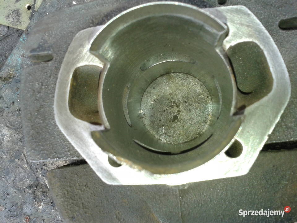 WSK 125 cylinder silnika