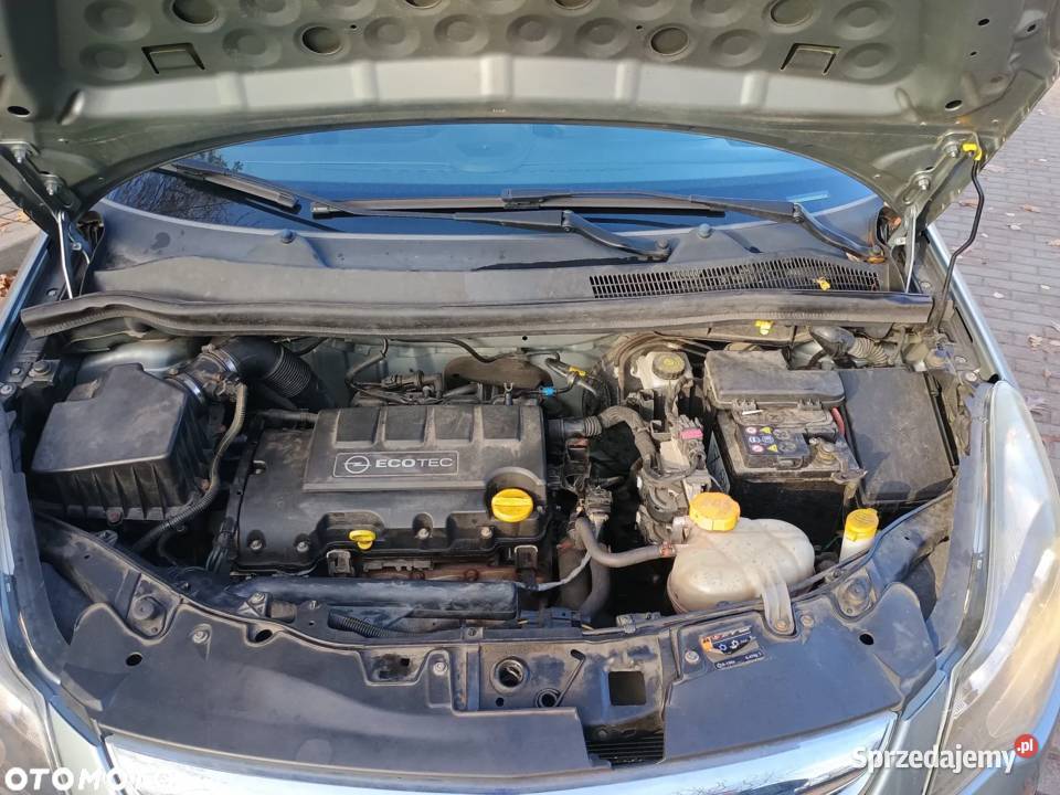 Opel Corsa D 2014r 12 PB nieuszkodzony Zgierz