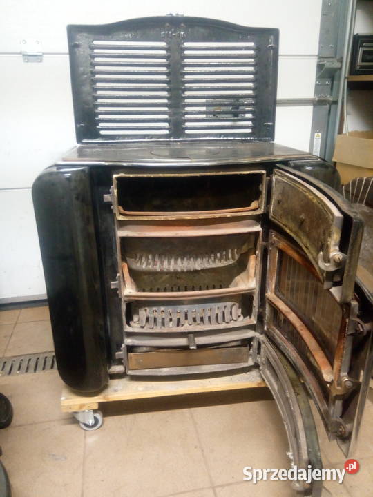 Piec z fajerkami Kominek zeliwny 1959 Vintage Borcz