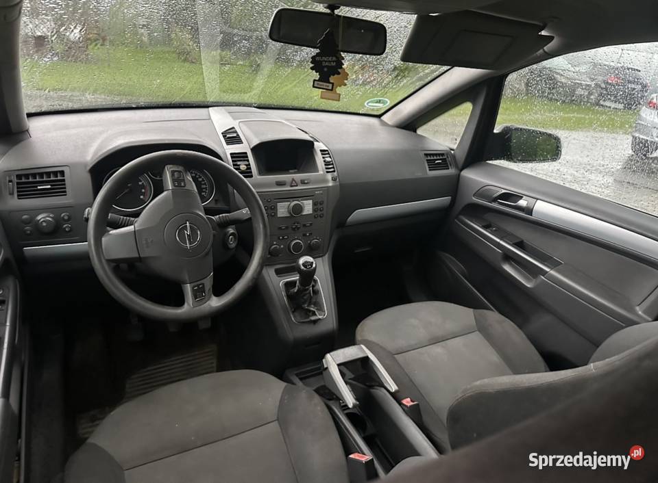 Opel Zafira 16 benzyna Bez rdzy benzyna Morąg