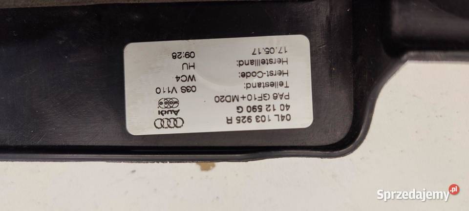 AUDI Q3 8U OSŁONA SILNIKA 20 TDI 04L103925R osobowe