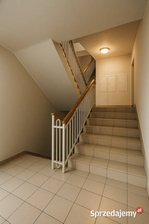 3 pokoje duży balkon osobna garderoba wszędzie internet Warszawa