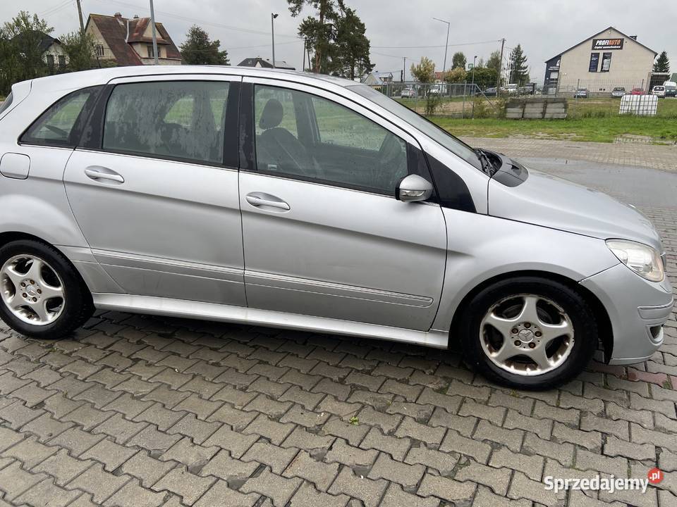 Mercedes B klasa 2l diesel 220