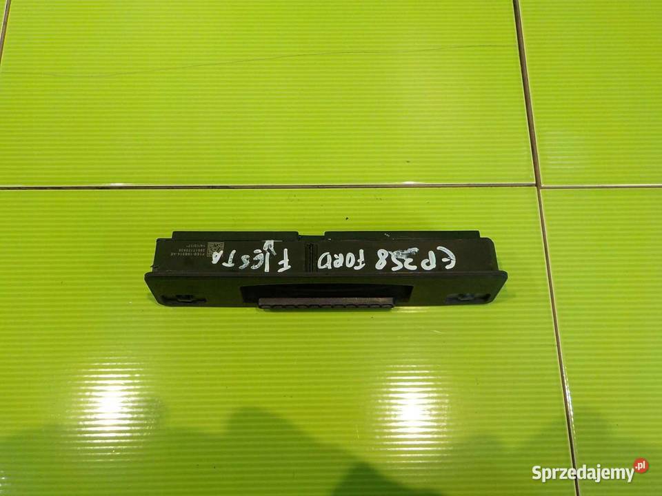 FORD FIESTA MK8 18r 3D klamka klapy tyl mazowieckie Suków sprzedam