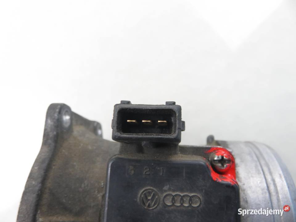 PRZEPŁYWOMIERZ AUDI A4 B5 16 18 037906461B