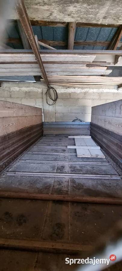 Rozrzutnik 2 Osiowy nieuszkodzony Dzięciołowo sprzedam