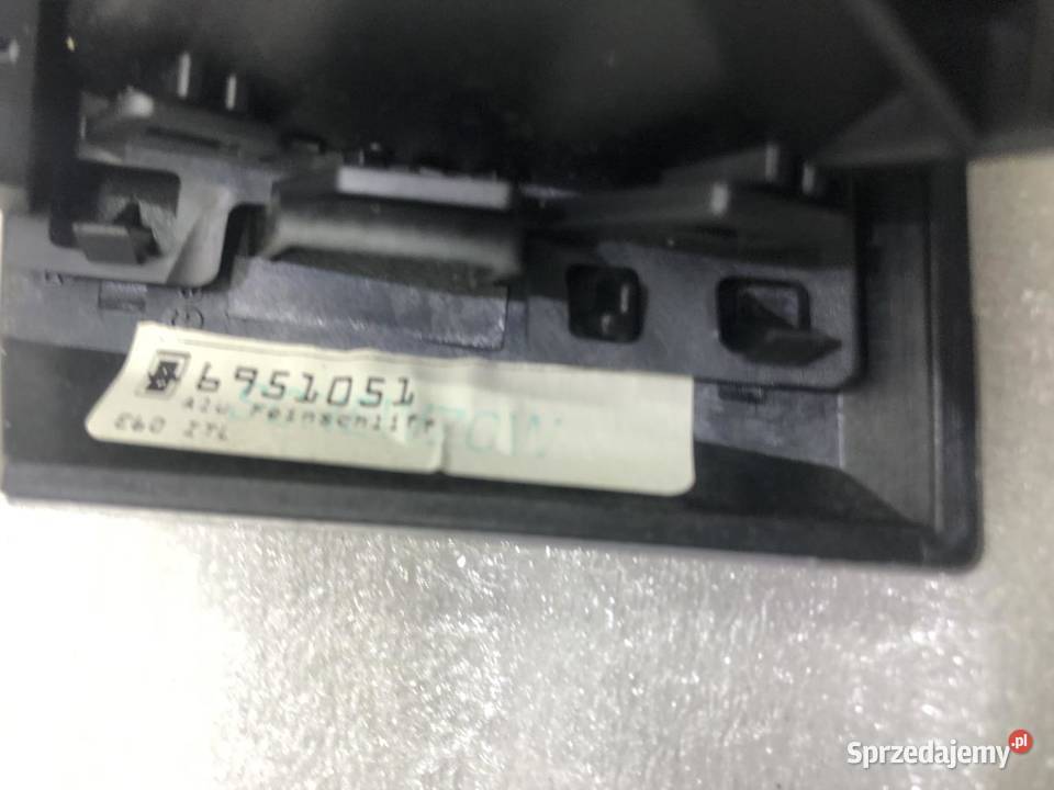 KRATKA NAWIEWU LEWA 6910731 BMW E60 E61 wielkopolskie