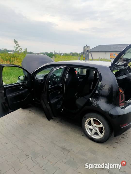 Volkswagen up Wola Mrokowska