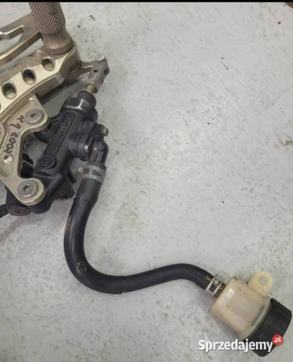 Yamaha R1 RN09 0203 RN 09 podnóżek podnóżki wielkopolskie Nowy Tomyśl