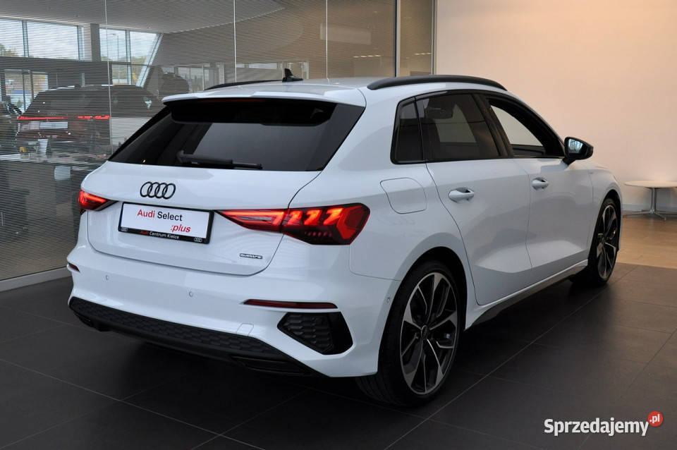 Audi A3 40TFSI Quattro Sline VirtualPlus Led Hatchback Kielce
