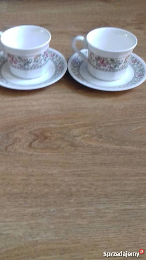 Filiżanki komplecie Iława sprzedam