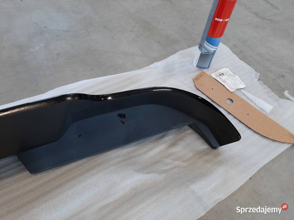Spoiler tylny Land Rover Defender 2020 90110130