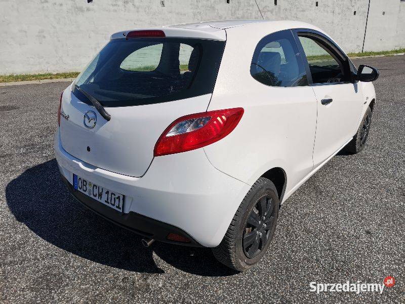 Mazda 2 piękna biała perła lift 2012r z Niemiec Tarnów