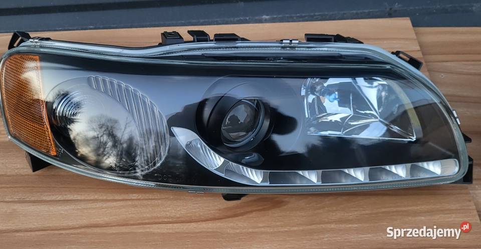 Volvo S60 V70 Lampy Black Tru DRL 20002004 osobowe Zamość