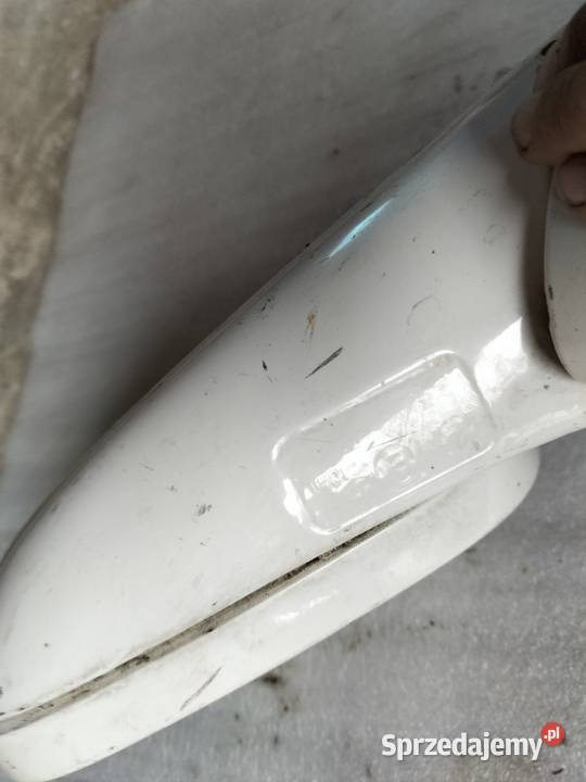 LUSTERKO PRAWE ELEKTRYCZNE Mitsubishi Carisma Karoseria Kamień-Kolonia