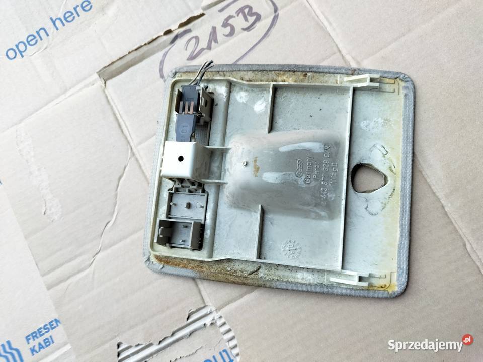 AUDI 80 B3 B4 90 LAMPKA WNĘTRZA OŚWIETLENIE Oświetlenie kabiny Kamień-Kolonia