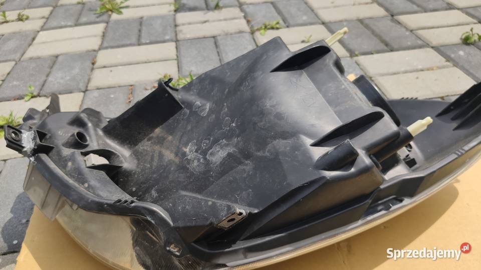 Lampa prawy przód Nissan note E11 Myślachowice sprzedam