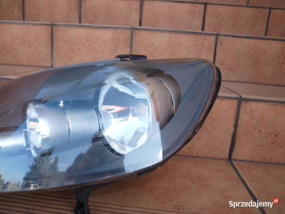 VW Golf Plus lampa lewa przód 2005 2009r europa