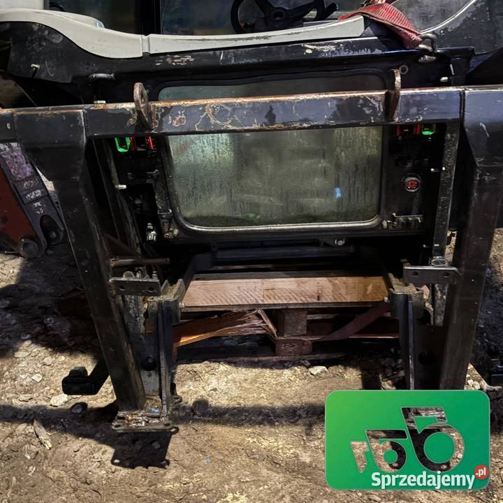Kabina Valtra S292